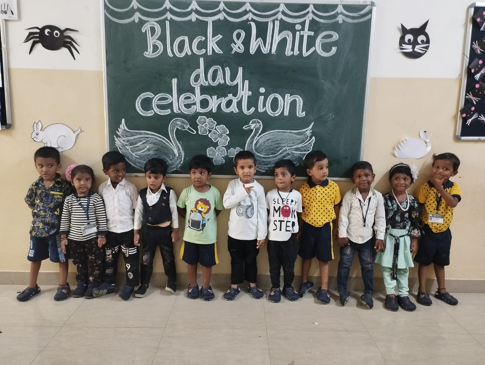 KG - BLACK AND WHITE DAY